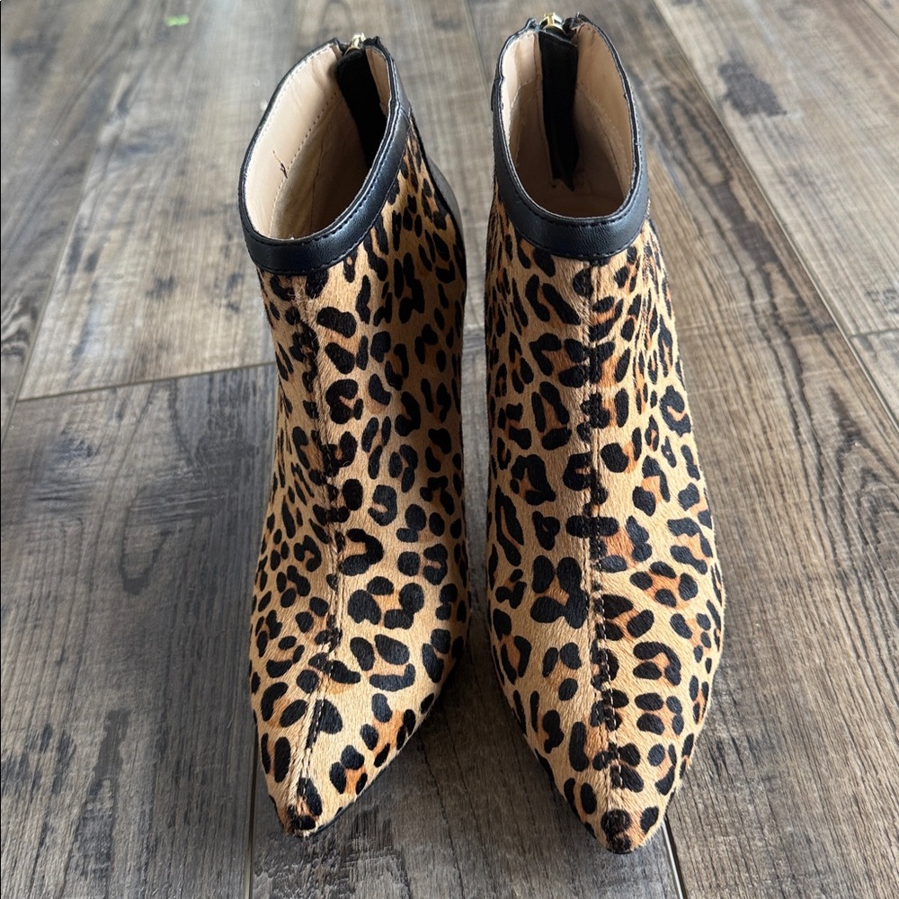 Adrienne Vittadini Nyla Booties Leopard Ankle Bootie High Heel Size 6 - Picture 2 of 7